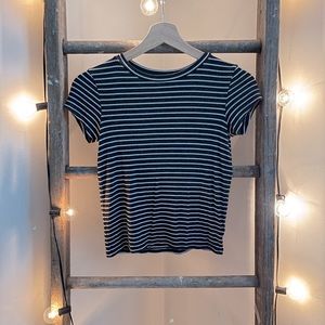 American Eagle crop top